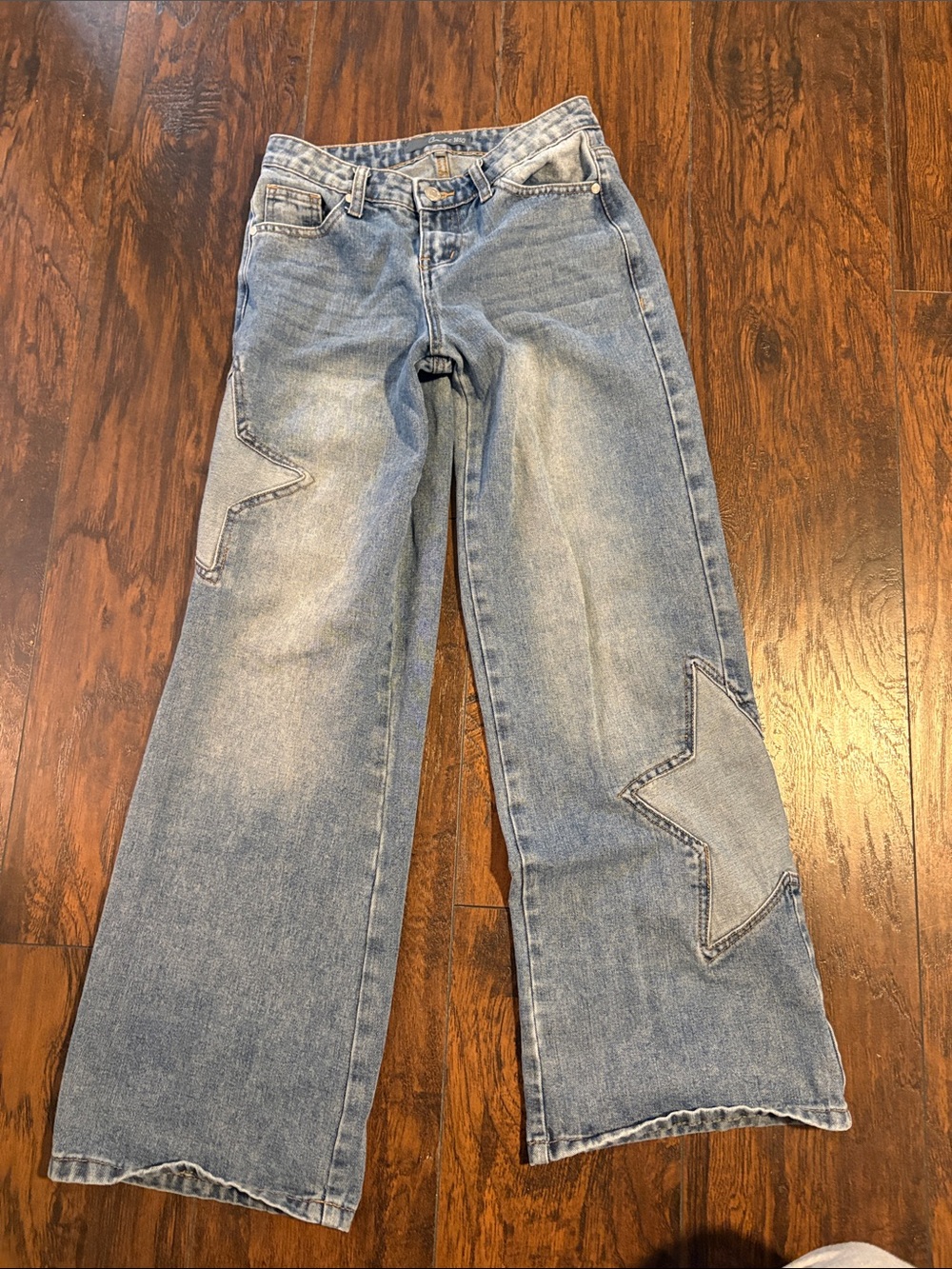Cali 1850 Classic Wide-Leg Women's Jeans with Star Patch - Light Blue
